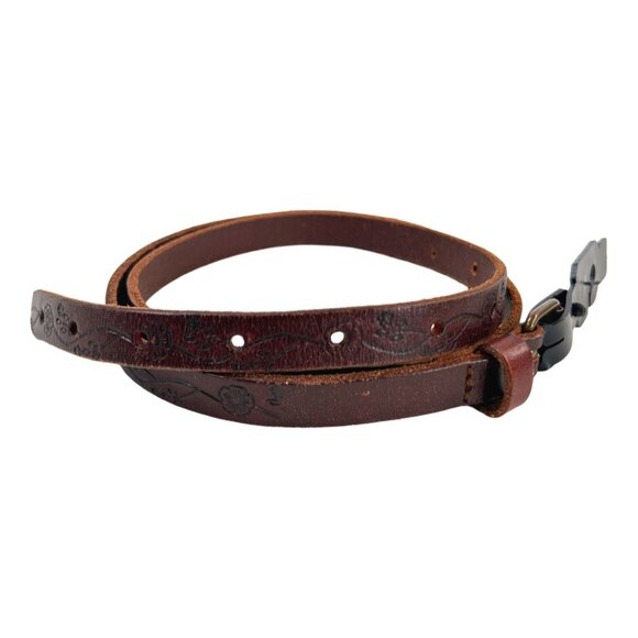 Classic Leather Belt Tooled Flower Pattern - Picture 3 of 5